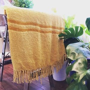 Vintage bedspread/throw blanket